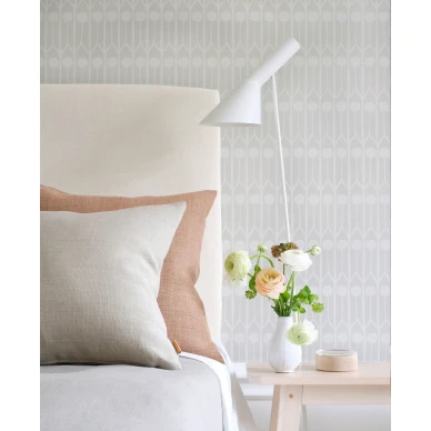 Feathers harmaa valkoinen graafinen tapetti olohuoneeseen Littlephantilta 1536 image