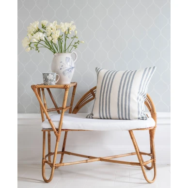 Espalier sininen valkoinen graafinen tapetti olohuoneeseen Littlephantilta 1535 image