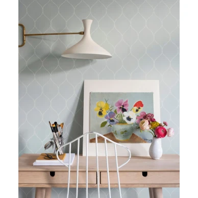 Espalier sinivalkoinen graafinen tapetti tyohuoneeseen Littlephantilta image