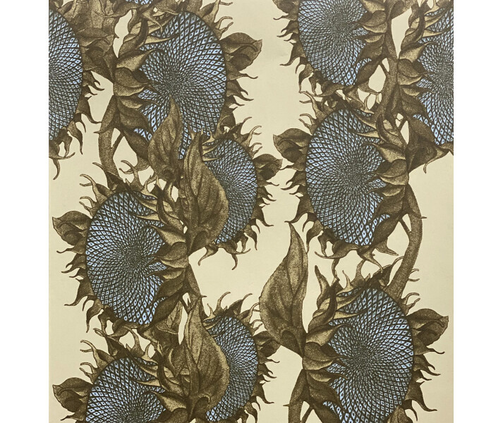 Vera sininen ruskea kukkatapetti Studio Lisa Bengtssonilta 1359 image