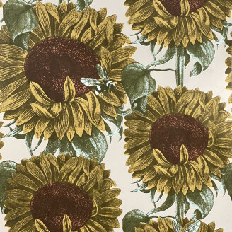 Sunday keltainen kukkatapetti Studio Lisa Bengtssonilta 1358 kuva