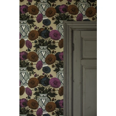 Habibi varikas retrotyylinen kukkatapetti Studio Lisa Bengtssonilta image