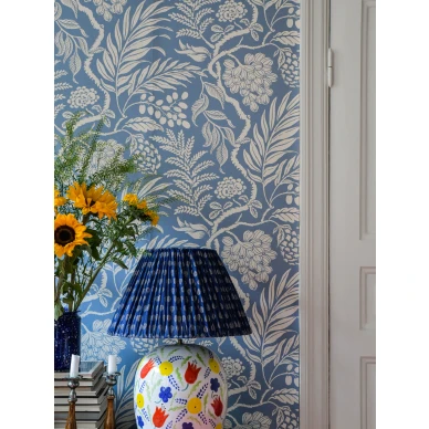 Cornucopia kaunis sininen lehtitapetti Langelid von Bromssenilta 21 64 image