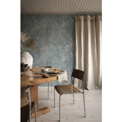 Monica unenomainen vaaleansininen kukkatapetti ruokailuhuoneeseen Sandbergilta S10132 image