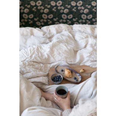 Musta kukkatapetti Poppy Flow Borastapeterilta 2268 kuva