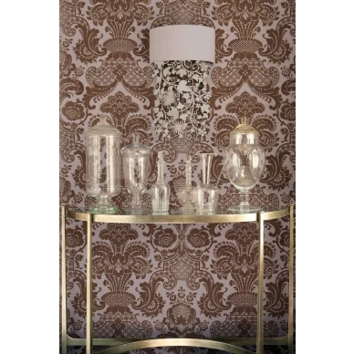 Olohuoneen ruskea tapetti Cole et Sonilta damask kuvioinen Petrouchka 108 3015 kuva