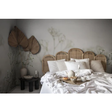 Makuuhuoneen muralitapetti Julia vihrealla kukkakuviolla Sandbergilta S10129 kuva