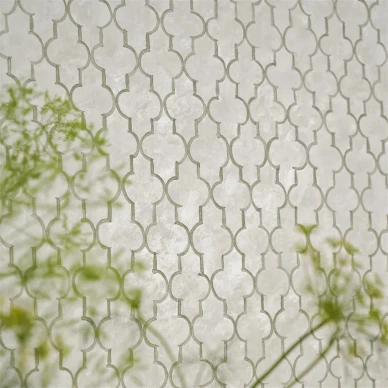 Designers Guildin grafiitinharmaa ruudullinen tapetti image