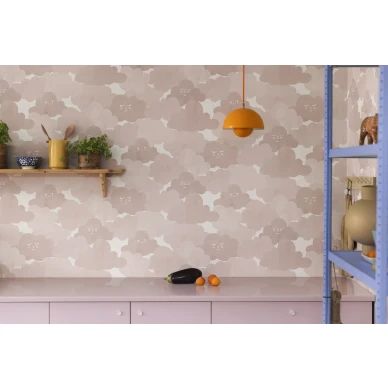 Roosa pilvitapetti Happy Clouds Rebel Wallsilta R18141 kuva