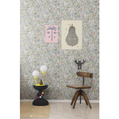 Rebel Wallsin pastellinvarinen kukkatapetti Poppy Meadow R18122 kuva