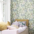Makuuhuoneen tapetti Rebel Wallsilta Strawberry Lane R18073