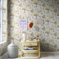 Lastenhuoneen vaalean elaintapetti Dreamland Rebel Wallsilta R18051