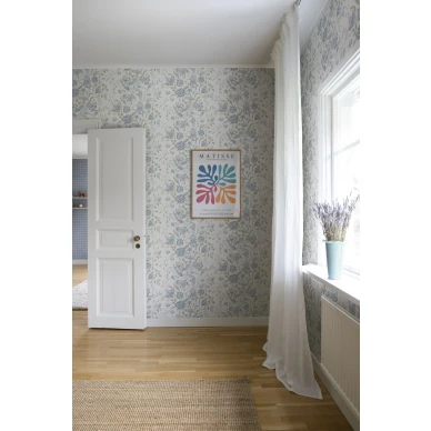 Sininen kukkatapetti Karins Bukett Sandbergilta S10162 kuva