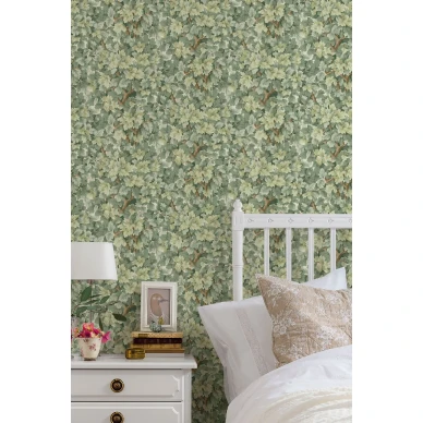 Makuuhuoneen paperitapetti vihrealla lehvistolla Lilla Dockekulla Durolta 062 06 image