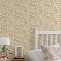 Makuuhuoneen paperitapetti kukkakuviolla Durolta Klover 033 12