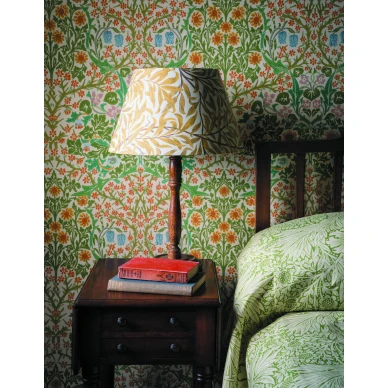 Morris tapetti makuuhuoneeseen Blackthorn varikkaalla kukkakuviolla 217105 kuva