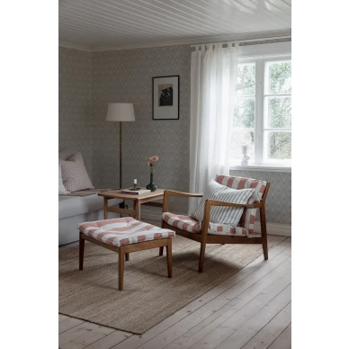 Harmaa olohuoneen tapetti Kladesholmen vanhanaikaisella medaljonkikuviolla Borastapeterilta 4166 kuva