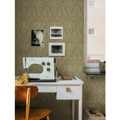 Tyohuoneen tapetti vihrealla kukkakuviolla Kryddhyllan Borastapetilta 4183 kuva