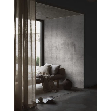 Harmaa yksivarinen valokuvatapetti betonikuviolla Concrete Wall 9416w Borastapeterilta kuva