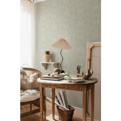 Vihrea tapetti kukkakuviolla Caroline S10210 Sandbergilta image