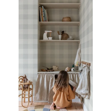 Lastenhuoneen ruututapetti Lykke S10229 Sandbergilta kuva