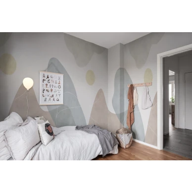 Makuuhuoneen tapetti pastellinvareilla Terrain R18372 Rebel Wallsilta kuva