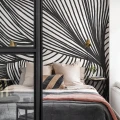 Rebel Wallsin suurikuvioinen graafinen tapetti Opulence Lines R18597