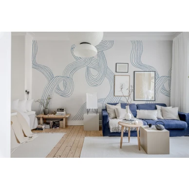 Vaaleansininen olohuoneen tapetti Stripes Rebel Wallsilta R18585 kuva