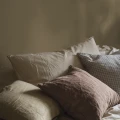 Yksivarinen keltainen tapetti Borasilta Linen Oat 4323