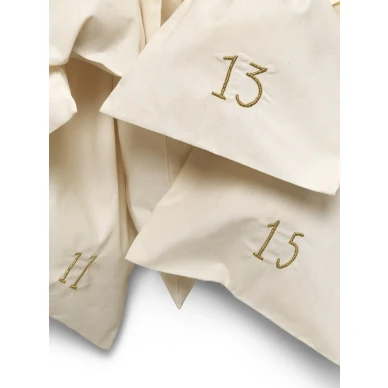 Moderni kangaskalenteri Christmas Countdown 1104266289 Ferm Livingilta kuva