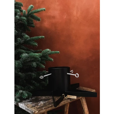 Joulukuusenjalka vesitilavuus 32 litraa BY Bensonilta kuva