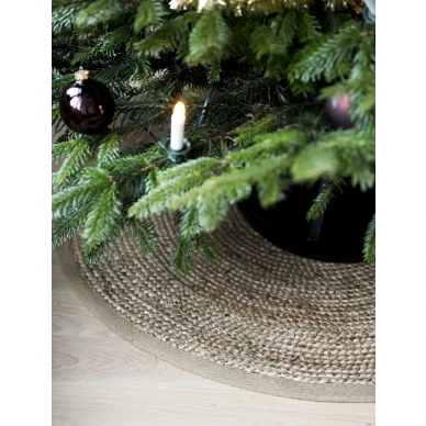 Trendikas juutti joulukuusenmatto By Bensonilta 250 kuva