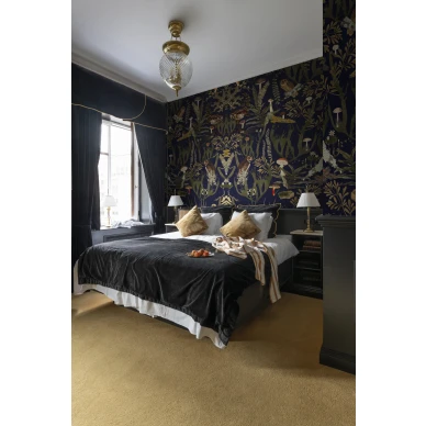 Makuuhuoneen metsatapetti Rebel Wallsilta The Swedish Forest R16211 kuva