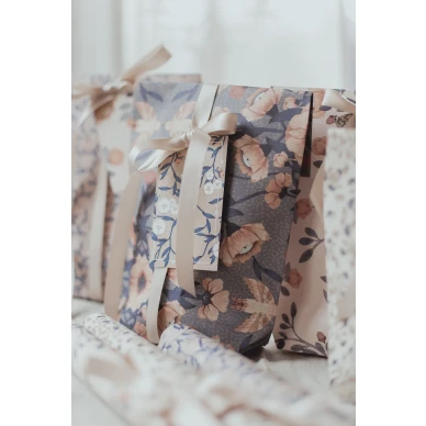 Mrs Mighetton lahjapaperi Blue Florals kuva