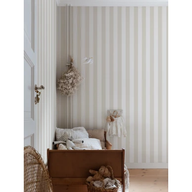 Beige raidallinen tapetti Sam Sandbergilta S10198 kuva