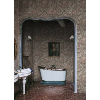 Kylpyhuoneen kukkatapetti Vintage Garden Rebel Wallsilta R19266 image