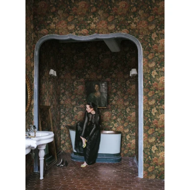 Ylellinen kukkatapetti Vintage Garden Rebel Wallsilta R19265 image