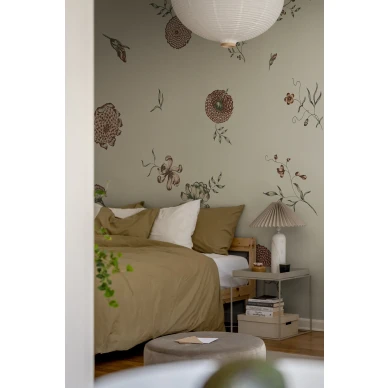 Beige tapetti Flower Fall Rebel Wallsilta R19252 kuva