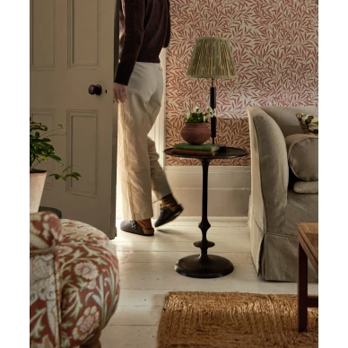 Punainen tapetti Emerys Willow Morrikselta 217186 image