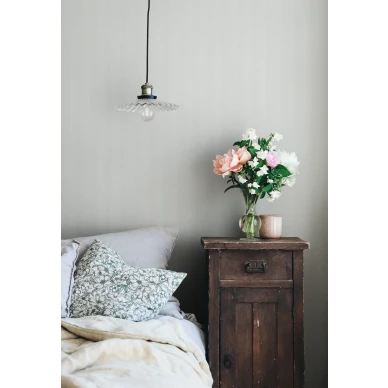 Makuuhuoneen sininen raidallinen tapetti Rand Sandbergilta S10290 kuva