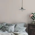 Makuuhuoneen roosa tapetti Linne Sandbergilta S10283