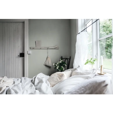 Makuuhuoneen vihrea tapetti Linne Sandbergilta S10286 image