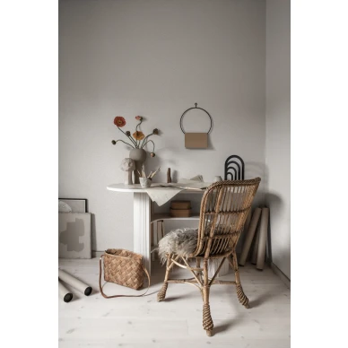 Harmaa lehtitapetti tyohuoneeseen Bladverk Sandbergilta S10307 kuva