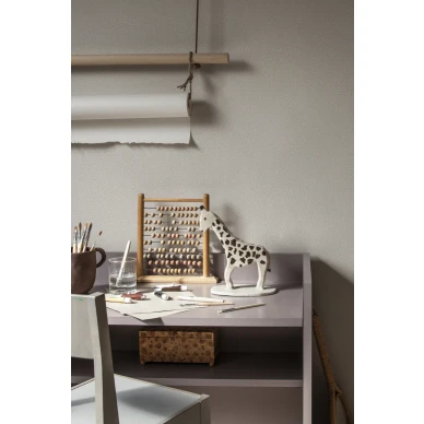 Lastenhuoneen beige lehtitapetti Bladverk Sandbergilta S10308 kuva