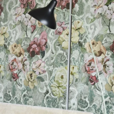 Kuvatapetti suurella kukkakuviolla Tapestry Flower Designers Guildilta PDG1153 03 image