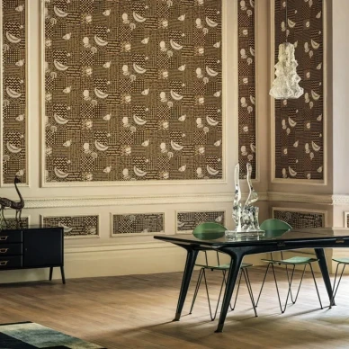 Frutta e Geometrico tapetti geometrisella kultaisella pohjalla jossa on hedelmia kuva