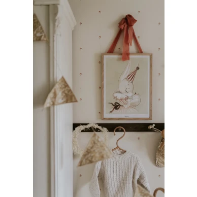 kukkatapetti jolly bee for anna mrs mighettolta image