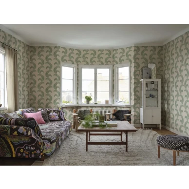 S10439 interior3 image