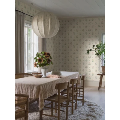 6951 Angsflora beige kukkatapetti keitiossa kuva