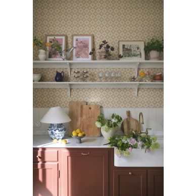 S10454 Edvin Terracotta Sandberg Wallpaper interior1 kuva